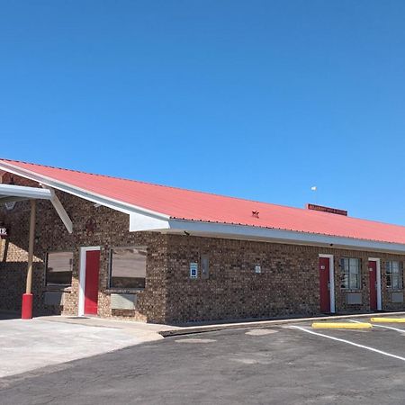 Hillcrest Inn & Suites Озона Экстерьер фото