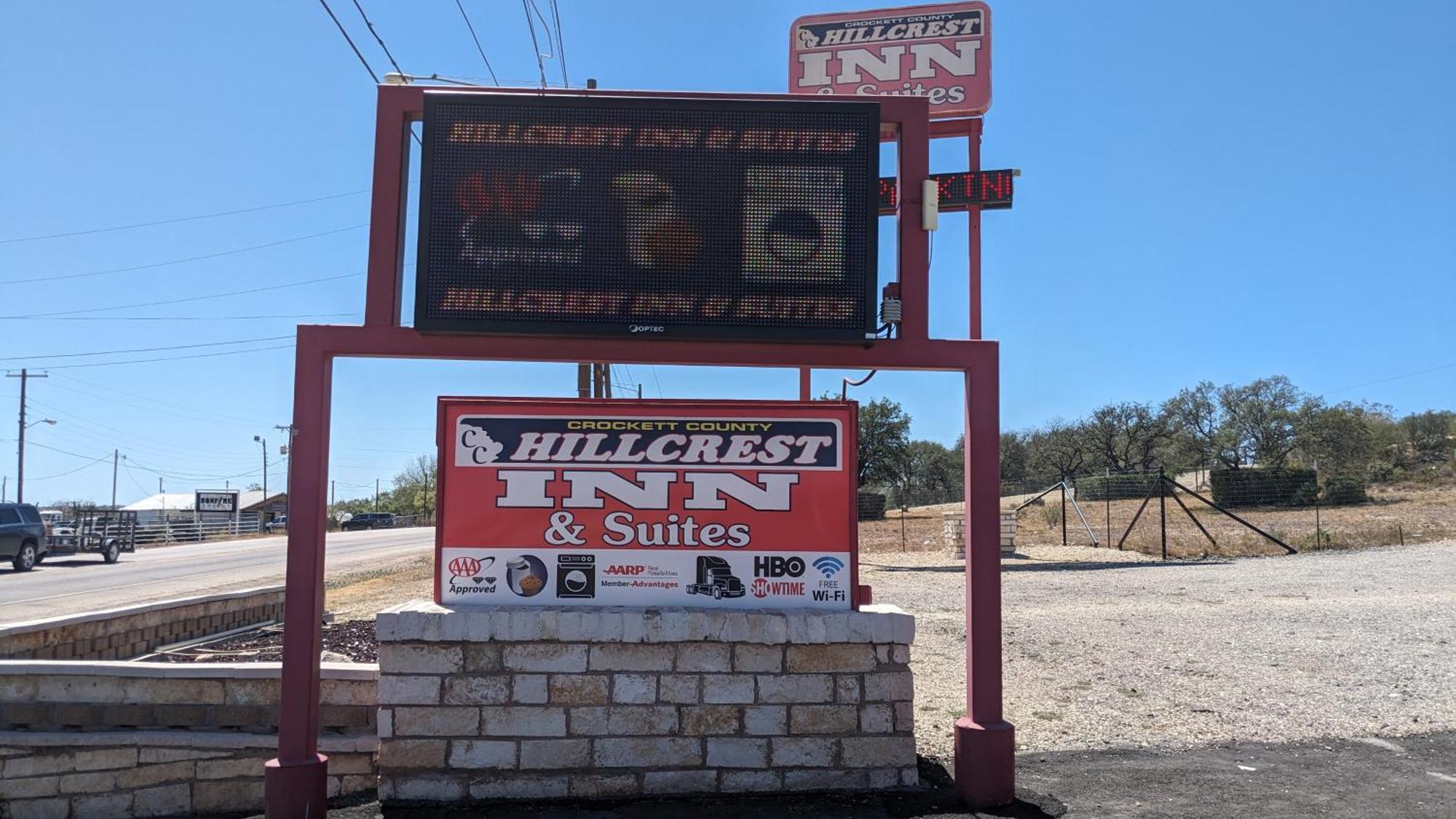 Hillcrest Inn & Suites Озона Экстерьер фото